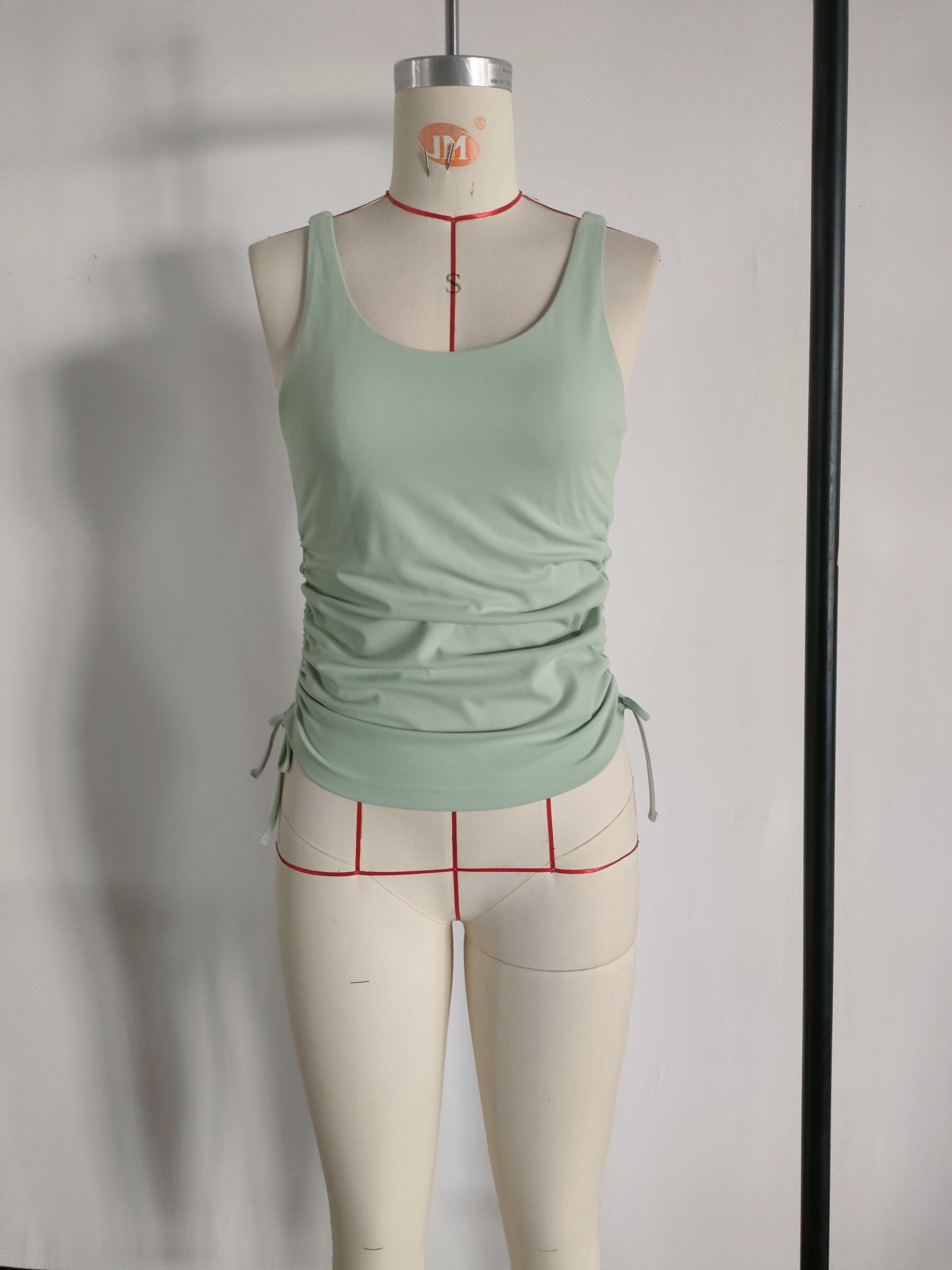 J2D0611K 两侧抽皱双层背心