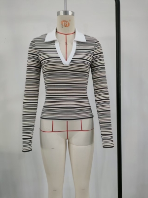 J2D0617K 小方领长袖上衣